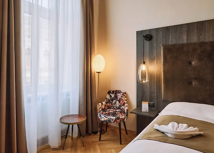 Urban Rathaus - Self Check-in Hotel Vídeň