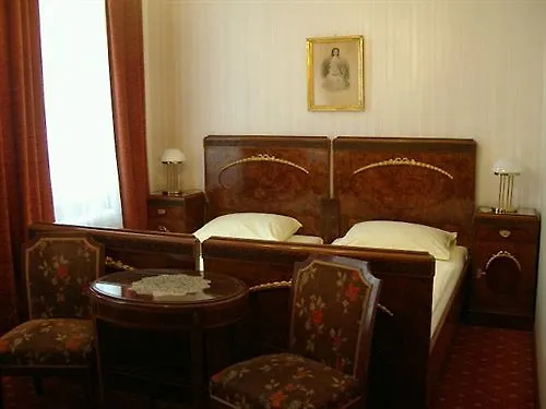 Urban Rathaus - Self Check-in 4*